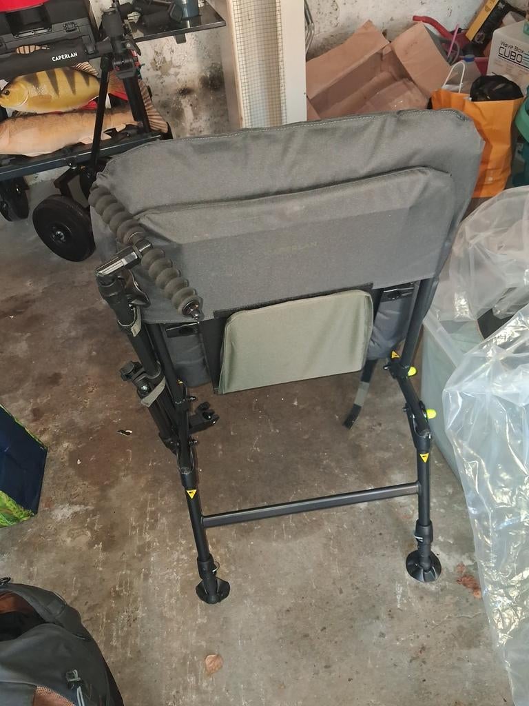 siege feeder, Enlèvement