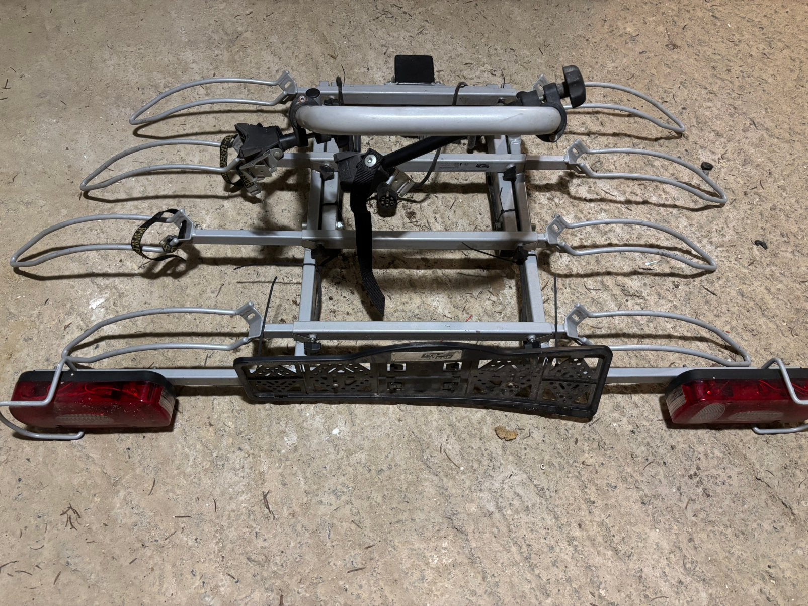 Porte vélos attelage 4 velos Pro user, Autos : Divers, Porte-vélos, Utilisé, Support d'attelage, 3 vélos ou plus, Enlèvement