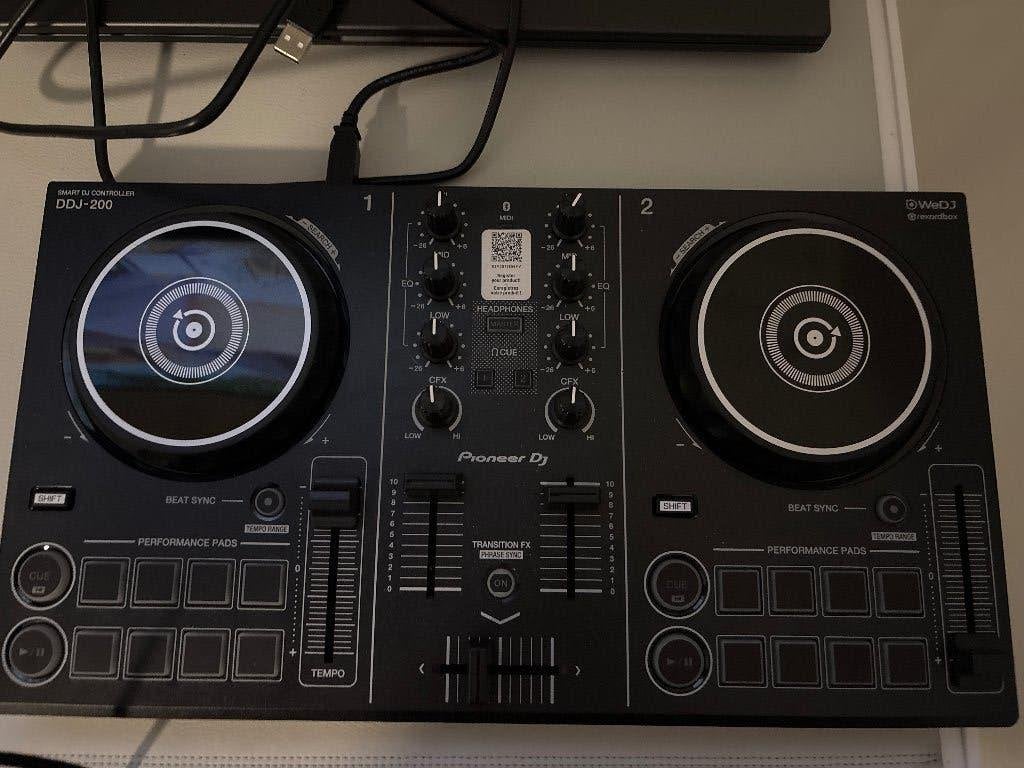 Pioneer DDJ-200, Muziek en Instrumenten, Dj-sets en Draaitafels, Ophalen, Zo goed als nieuw, Pioneer