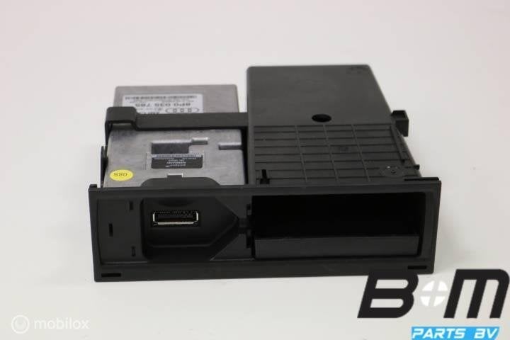Music interface AMI Audi RS3 A3 8P 8P0035785, Autos : Divers, Autoradios, Utilisé