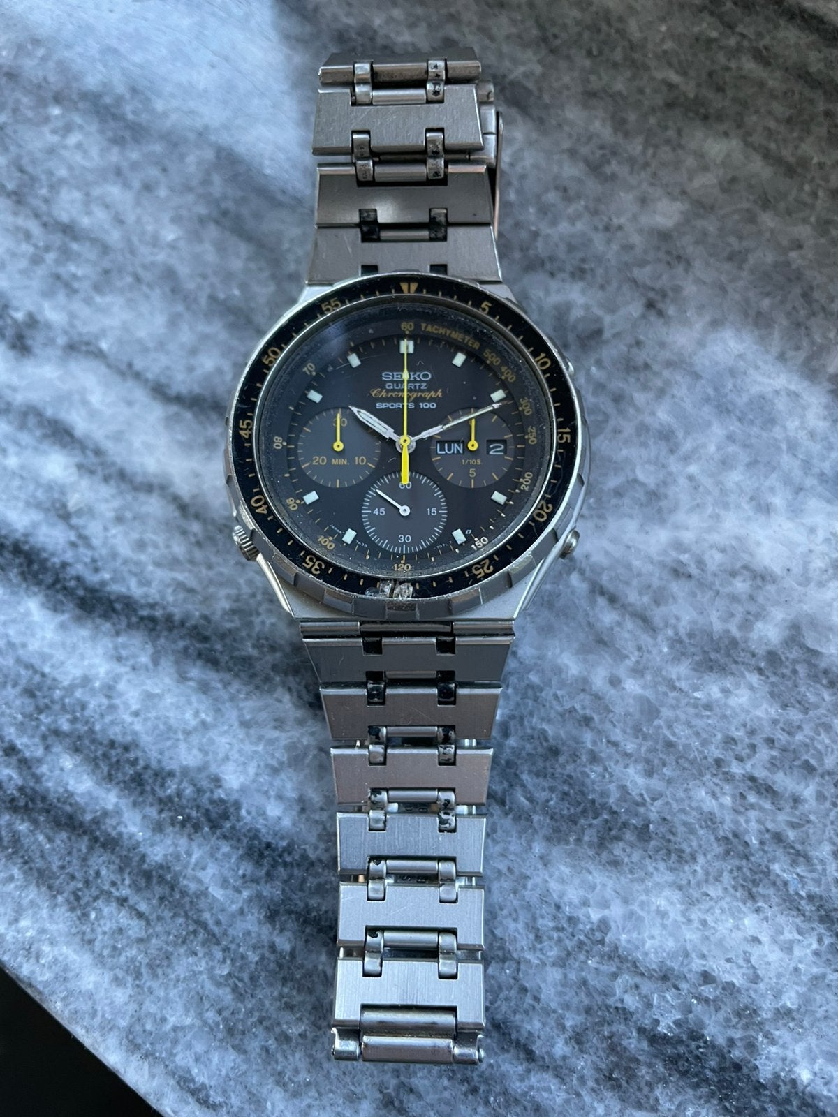 Seiko 7a38 705a, Bijoux, Sacs & Beauté, Enlèvement ou Envoi, Comme neuf, Seiko