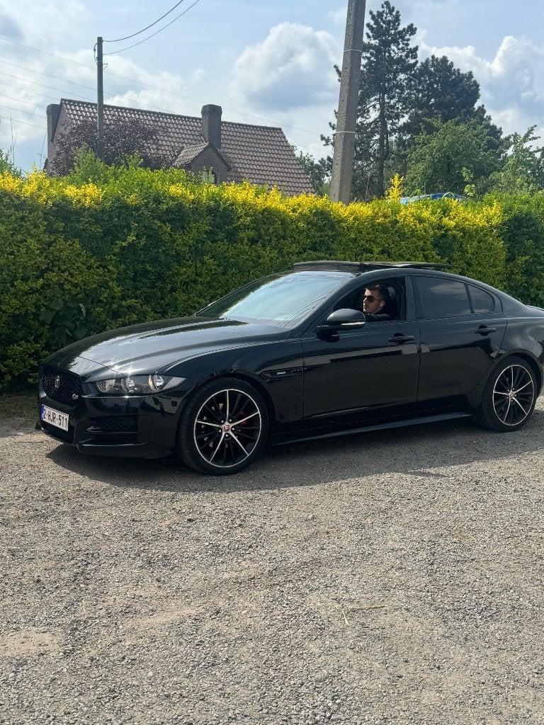 Jaguar XE-R sport, Auto's, Jaguar, Automaat, 4 deurs, Achterwielaandrijving, Zwart
