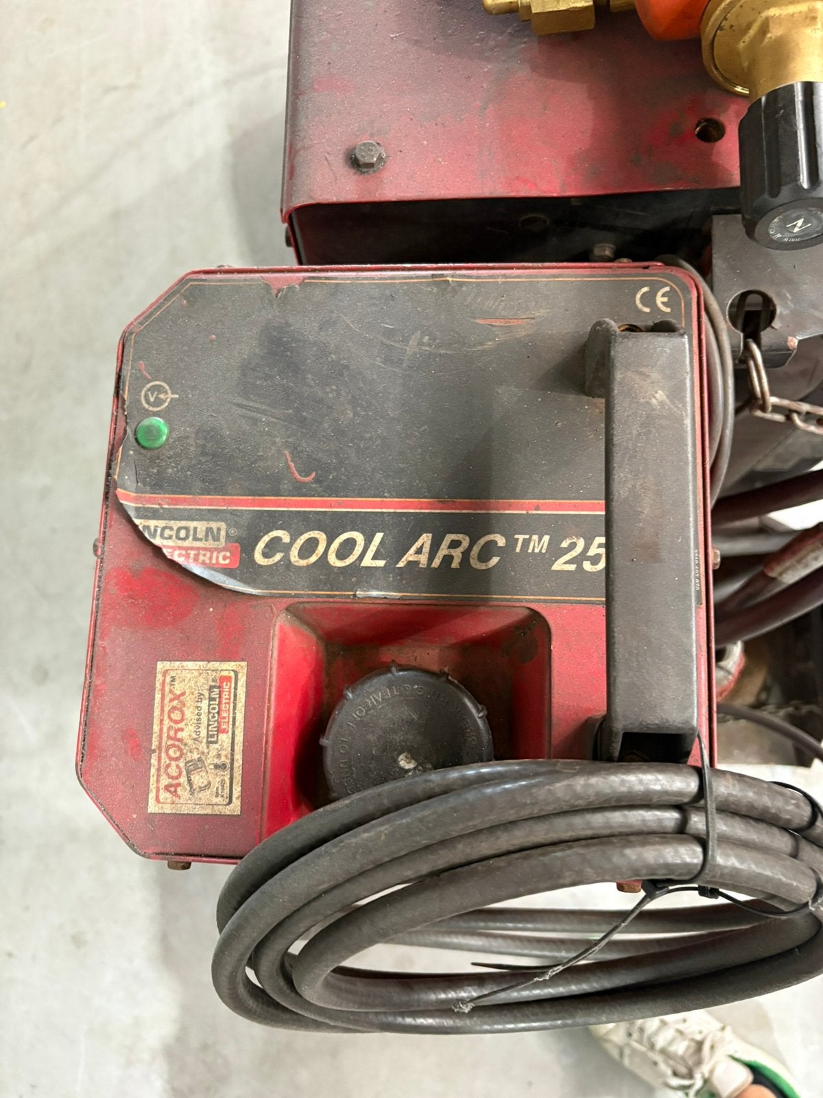 Poste à souder MIG/MAG Lincoln Powertec 420S – LF24 Pro, Enlèvement