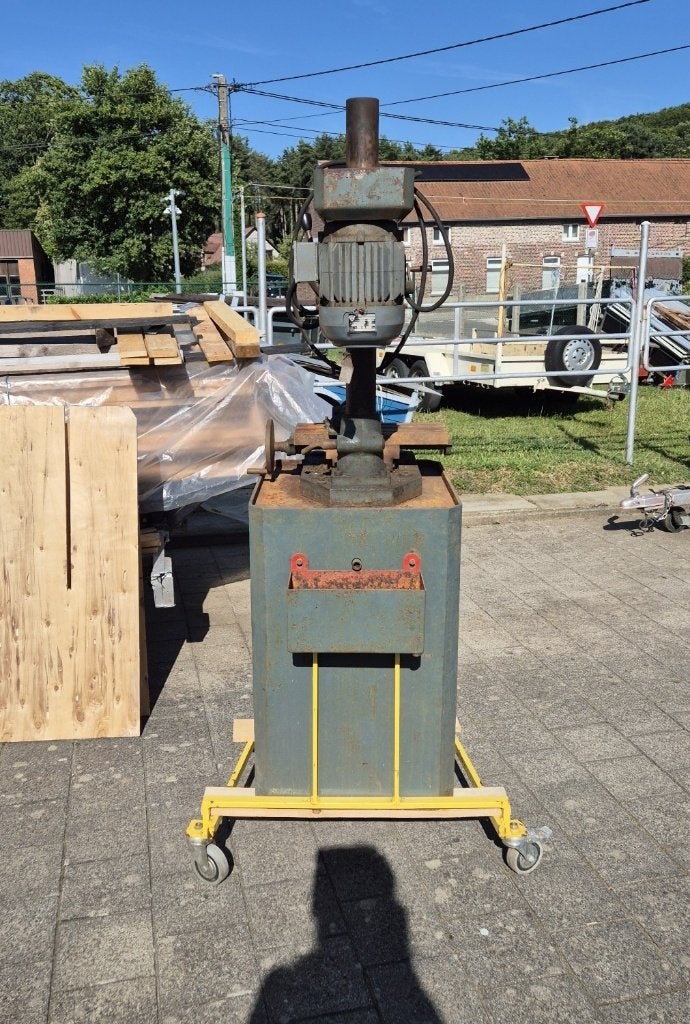 Industriële Radiaal-,Kolomboormachine ACEC 380V + Kruistafel, Doe-het-zelf en Bouw, Gereedschap | Boormachines, Gebruikt, Kolomboormachine