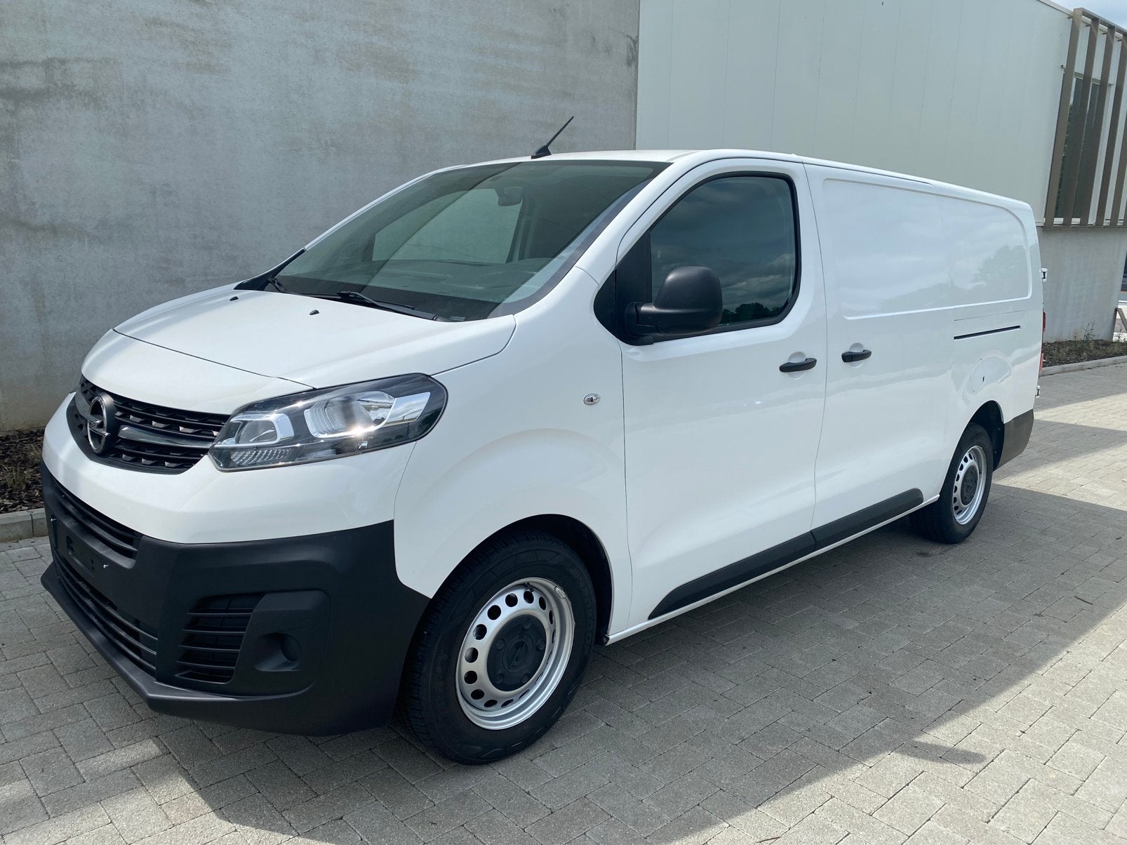 OPEL VIVARO L3 2.8T COMFORT 1.5 BLUE HDI, 75 kW, Achat, Entreprise, 3 places