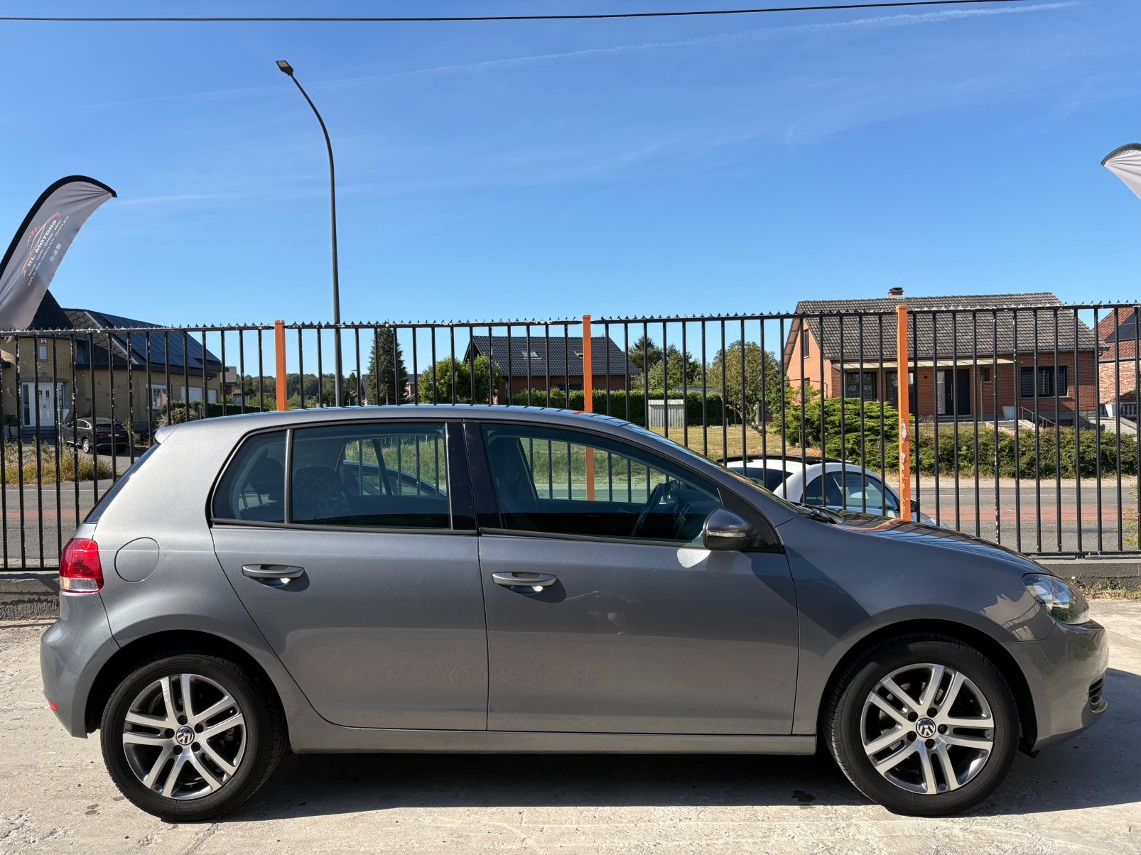 VW GOLF 6 COMFORTLINE 1.6i ESSENCE 2009 132 000KM CARPASS, Auto's, Voorwielaandrijving, Euro 5, Zwart, Bedrijf