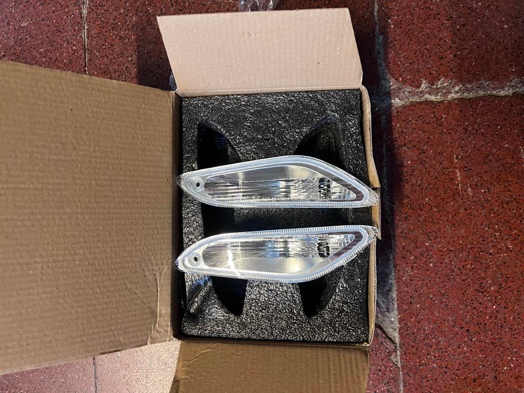 Vespa sprint knipperlichten voor en achter, Ophalen of Verzenden
