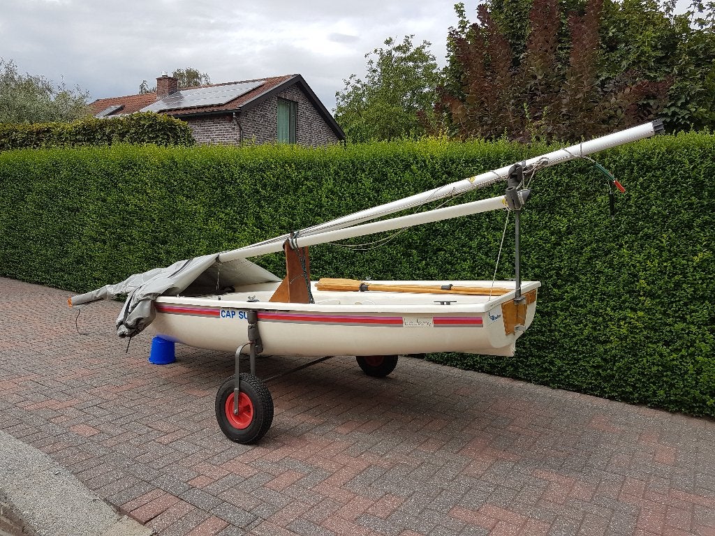 zeilbootje, Watersport en Boten, Ophalen, Gebruikt, Polyester, Fok