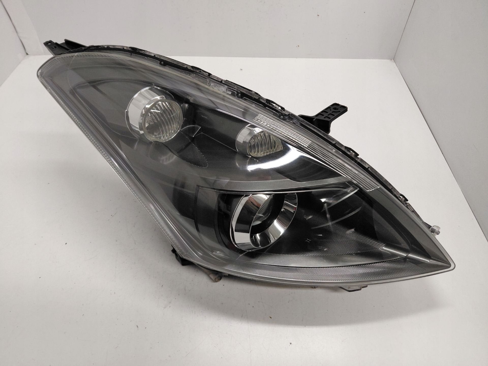 Suzuki Swift MK7 Sport Koplamp Rechts Suzuki, Auto-onderdelen, Gebruikt, Info@suzuki.co.jp, Takatsuka-cho, Chuo-ku 300
432-8611  Hamamatsu