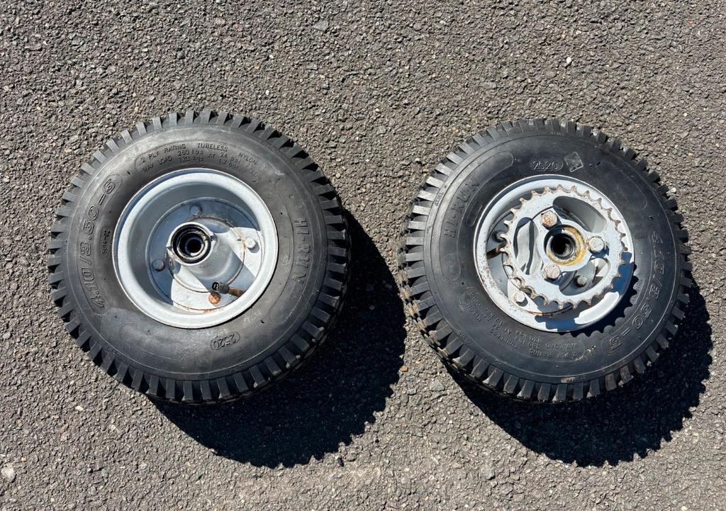 Honda z50m cz100 banden, Motoren, Ophalen of Verzenden, Gebruikt