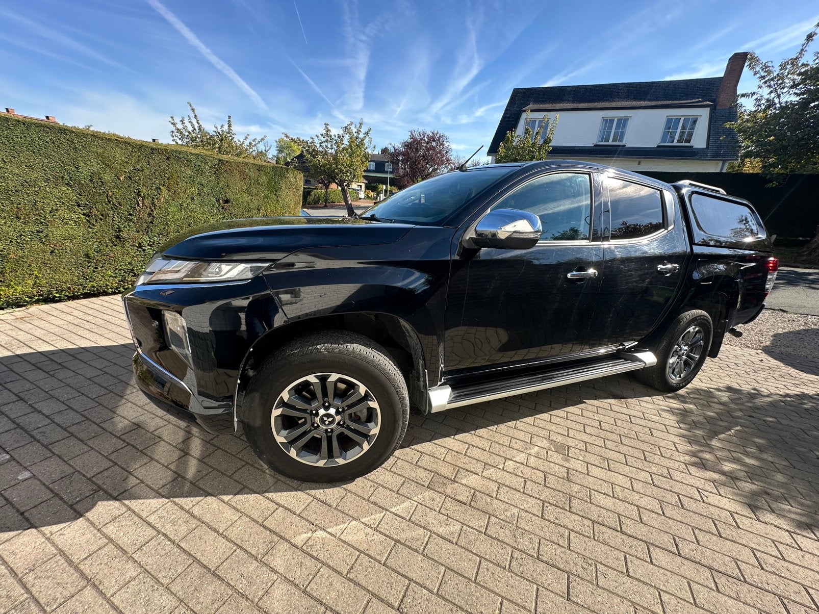 Pick up Mitsubishi L200, Autos, Cuir, Achat, 2210 kg, Carnet d'entretien