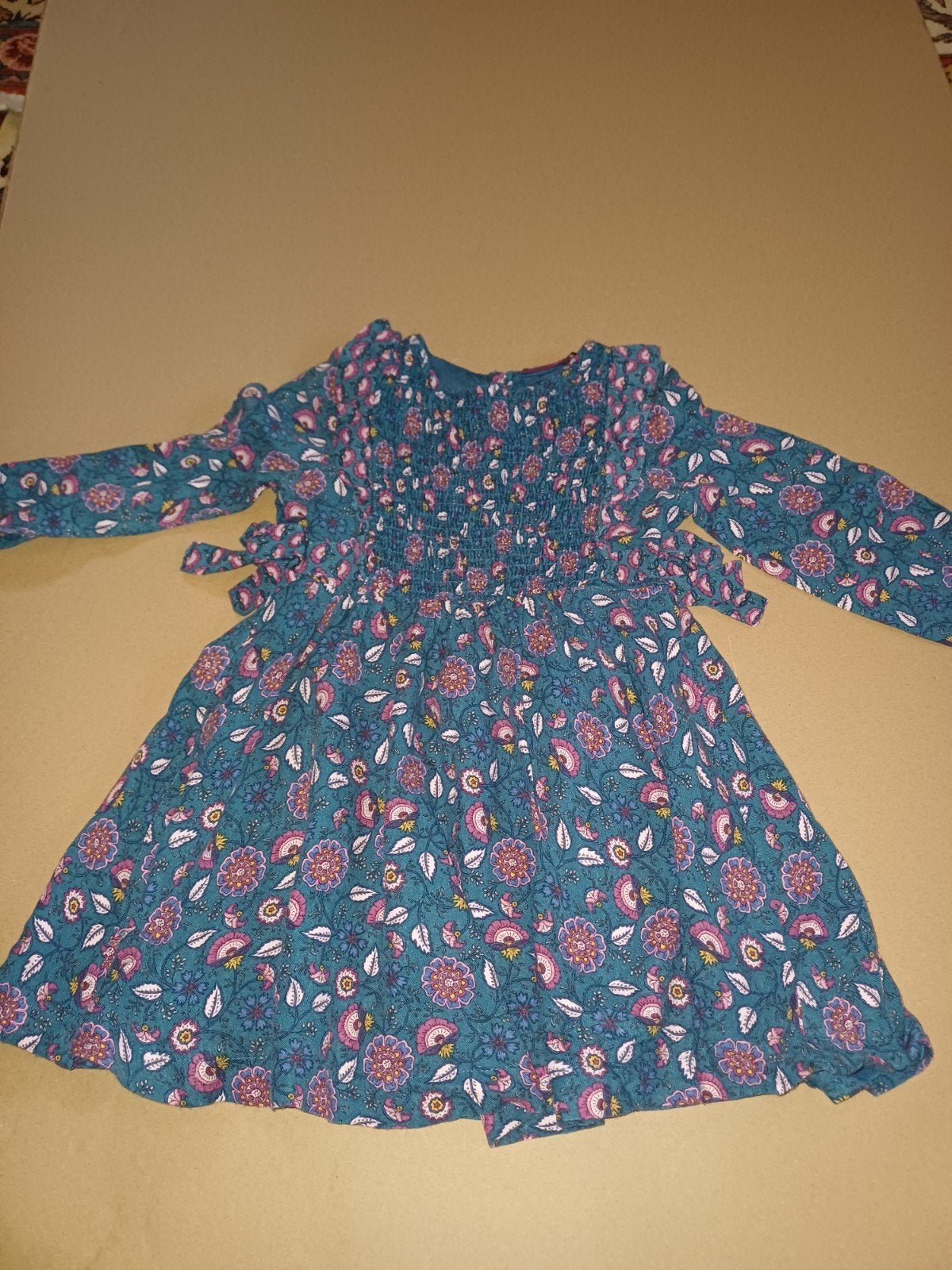 mooi stoer  kleedje  3 j, Enfants & Bébés, Enlèvement