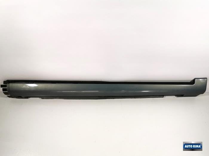 Dorpel rechts van een Volvo V50 (490), Gebruikt, -, -, Ophalen of Verzenden