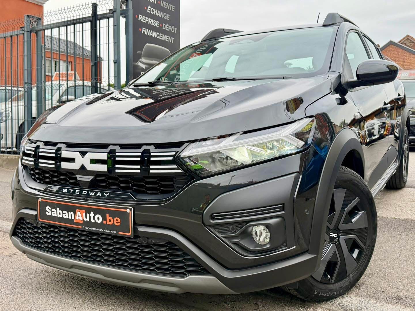 Dacia Sandero Stepway Plus 1.0 Tce Extrême 2024, Auto's, Dacia, Euro 6, Leder, Bedrijf, Handgeschakeld
