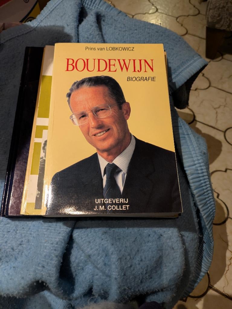 Boudewijn biografie, Verzamelen, Ophalen of Verzenden, Zo goed als nieuw, Tijdschrift of Boek