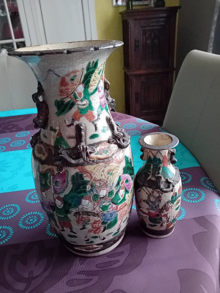 Vases Chinois Nankin, Enlèvement