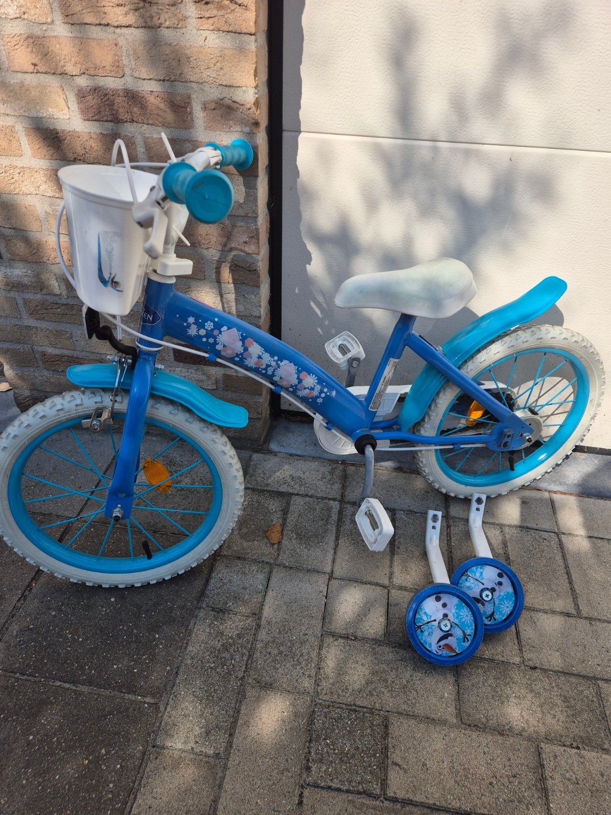 Meisjesfiets Frozen, Enlèvement