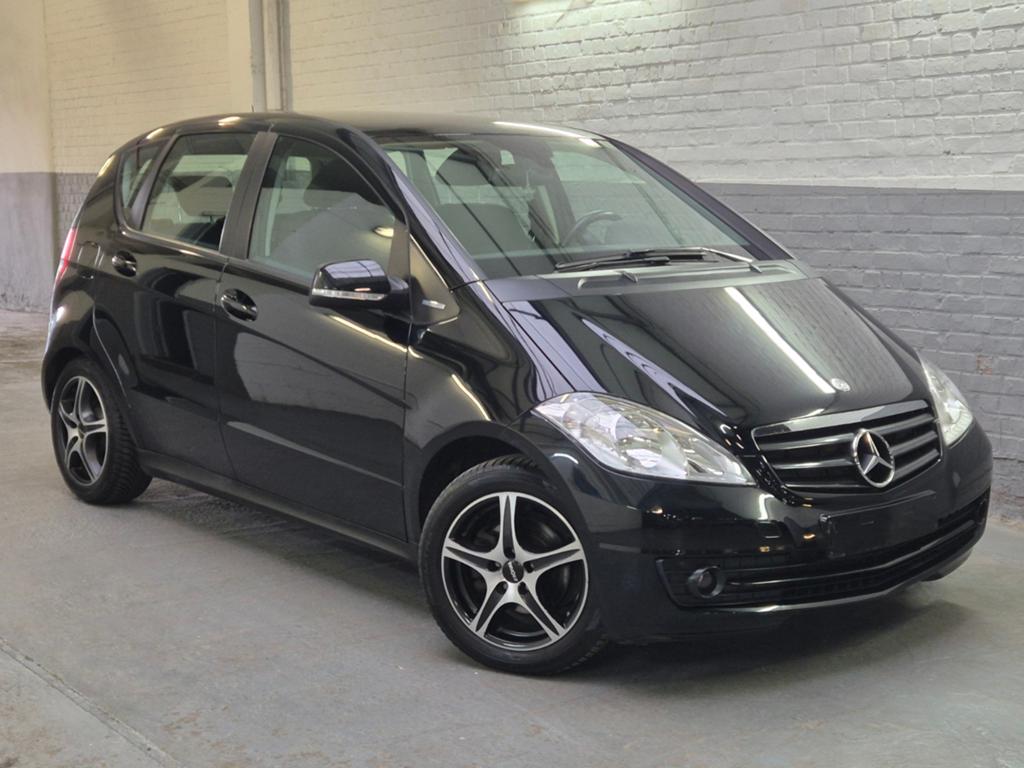 Mercedes A160 benzine euro5- 2011 - 81000km -GARANTIE, 1498 cc, Zwart, 4 cilinders, Zwart