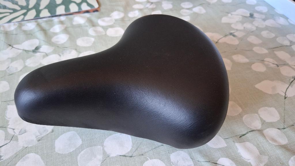 NIEUW Selle Orient Basic Comfort fietszadel incl. zadelstrop, Fietsen en Brommers, Ophalen, Nieuw, Zadel, Oxford Sparta Batavus Norta gazelle Granville Sparta cube trek