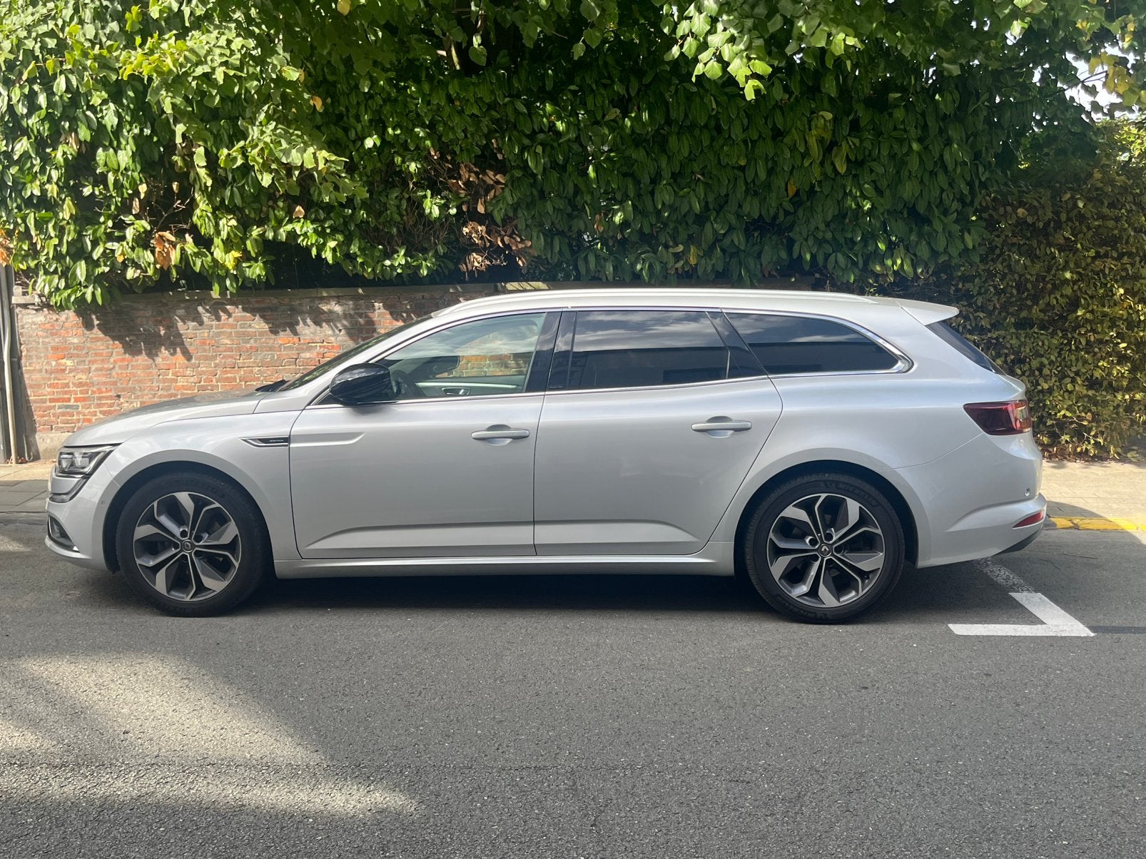 Renault talisman break, Autos, Cuir, Achat, 117 kW, Phares entièrement LED