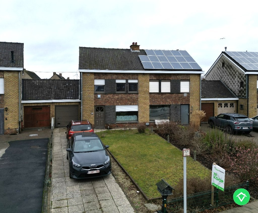 woning met 3 slaapkamers, garage en tuin te Izegem, Maison 2 façades, Province de Flandre-Occidentale, Izegem, 200 à 500 m²
