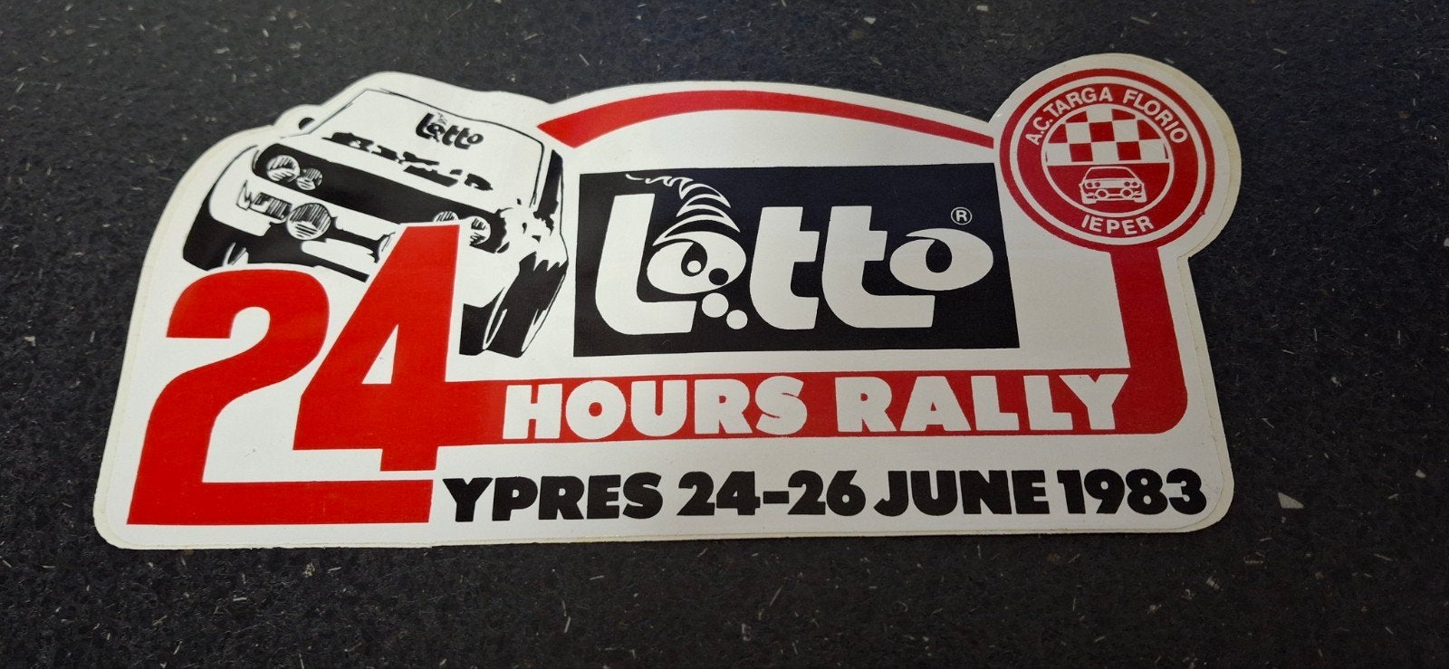 Autocollant vintage 24 heures du rallye automobile d'Ypres 1, Collections, Autocollants, Enlèvement ou Envoi, Comme neuf, Voiture ou Moto