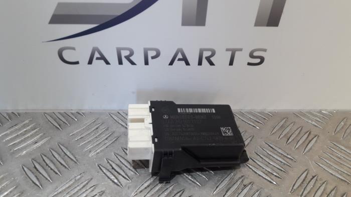 Stoelverwarmings module van een Mercedes E-Klasse, Gebruikt, -, Ophalen of Verzenden, -