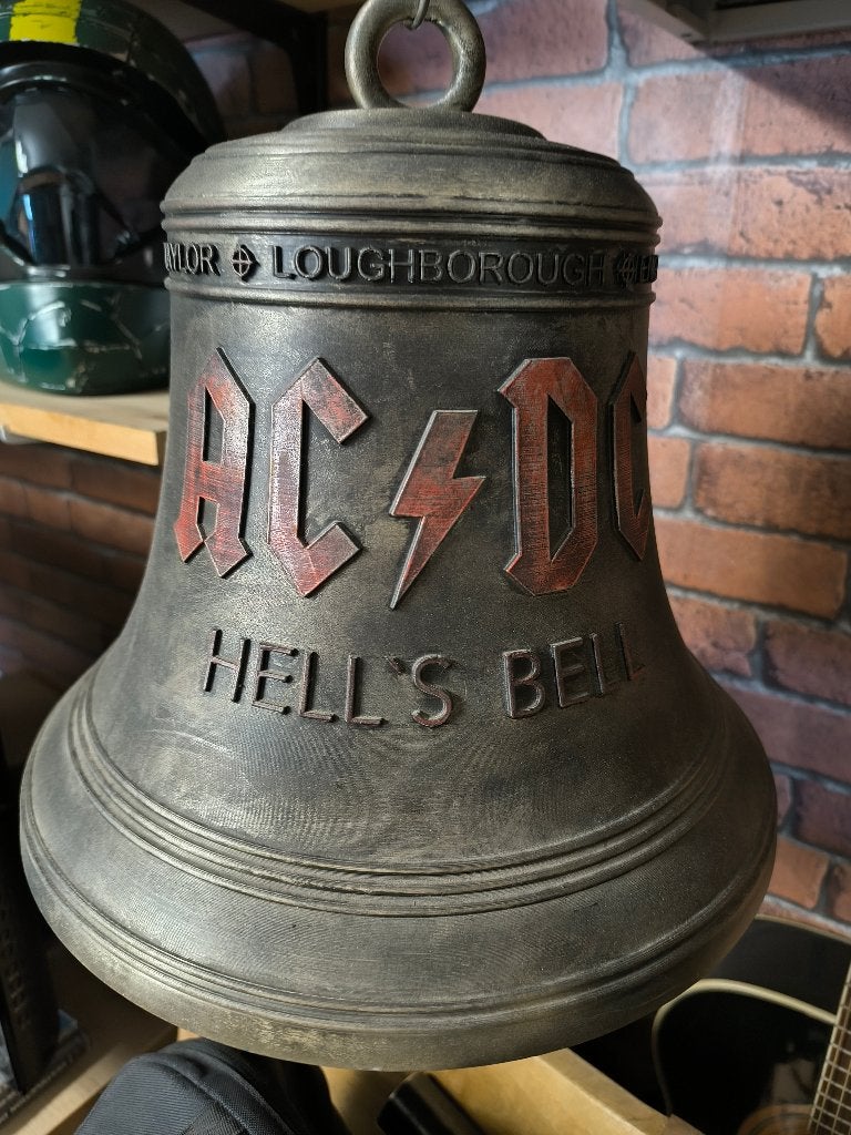 Cloche 3d AC-DC, Muziek en Instrumenten, Effecten, Ophalen of Verzenden, Zo goed als nieuw
