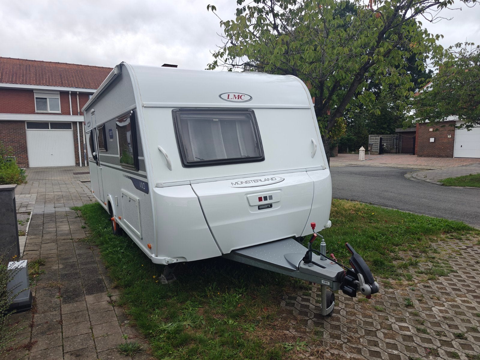 LMC Vivo 520D, Caravanes & Camping, Grand lit, Jusqu'à 4, 5 à 6 mètres, LMC et Münsterland