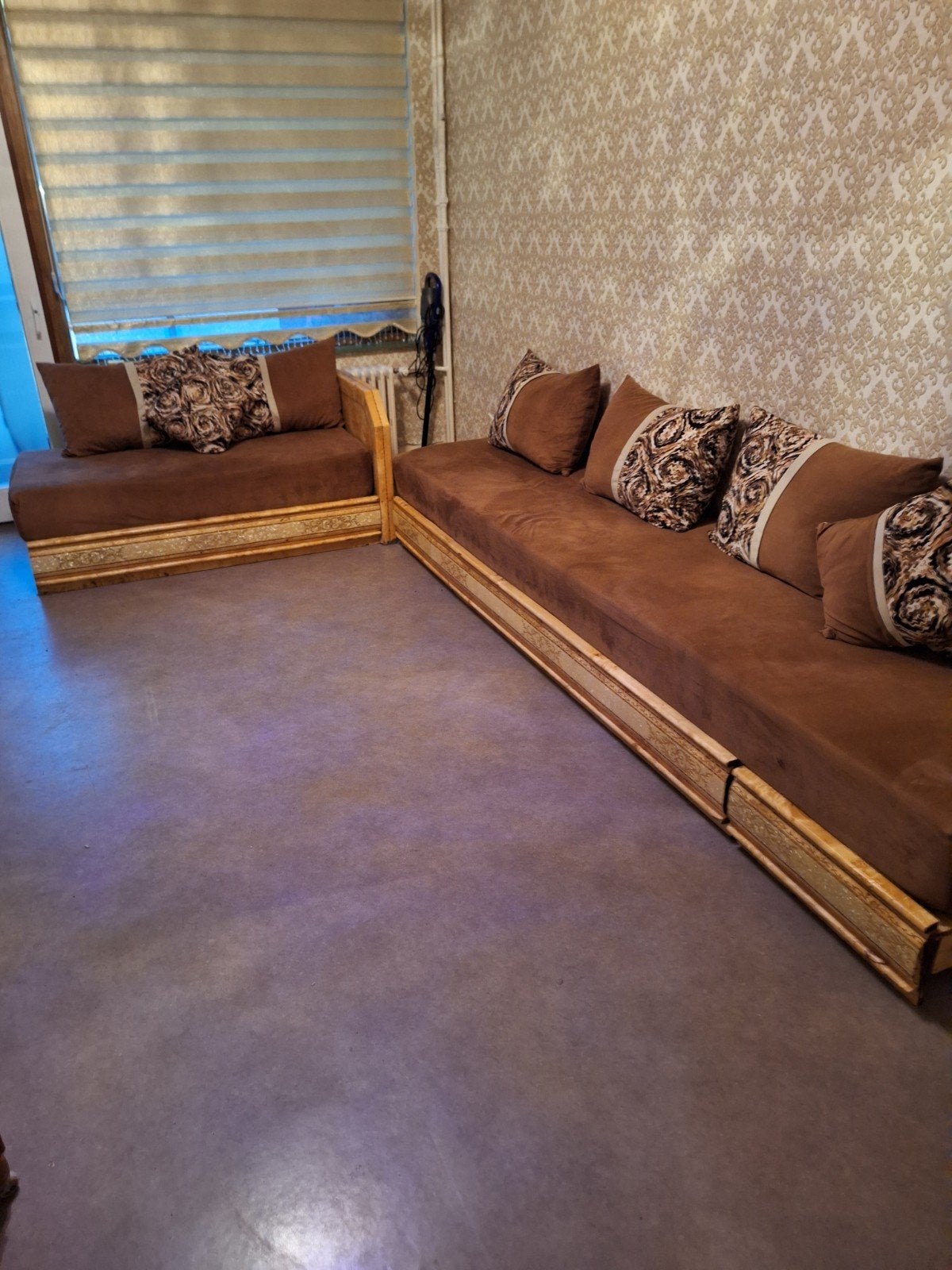 salon marocain, Ophalen