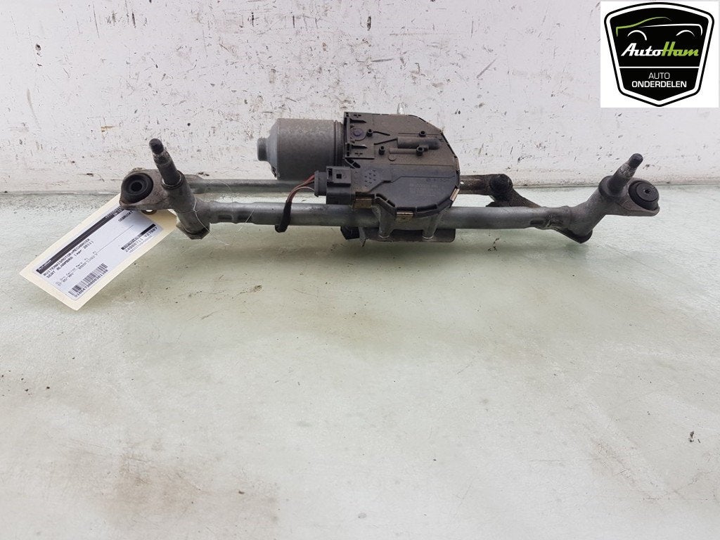 MOTEUR + TRINGLERIE ESSUIE GLACE AVANT Seat Alhambra (7N), Autos : Pièces & Accessoires, Robert Bosch AG, Utilisé, Seat, Robert-Bosch-Allee 1
74232  Abstatt, DE