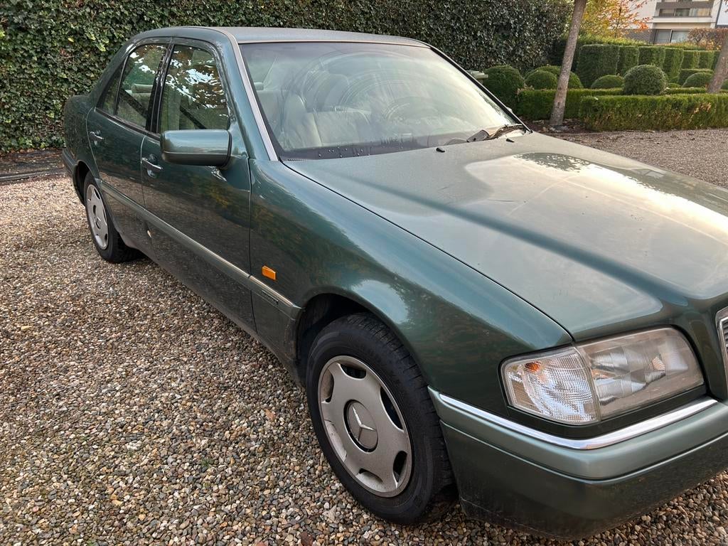 MB Mercedes benzine C180, Auto's, Mercedes-Benz, 4 deurs, Bruin, Particulier, Automatische klimaatregeling
