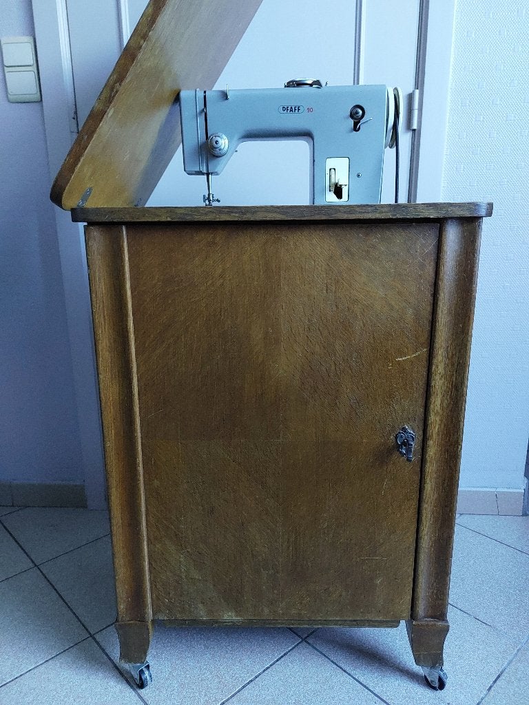Pfaff 90, Antiek en Kunst, Ophalen