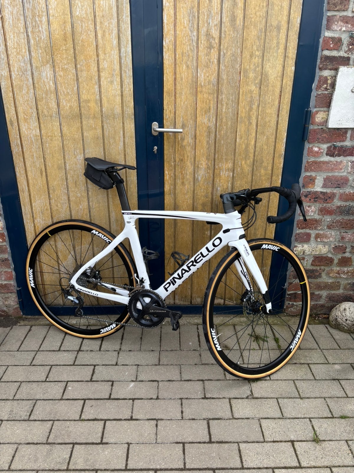 Pinarello gan, Enlèvement, Comme neuf, Carbone, Frein à disque