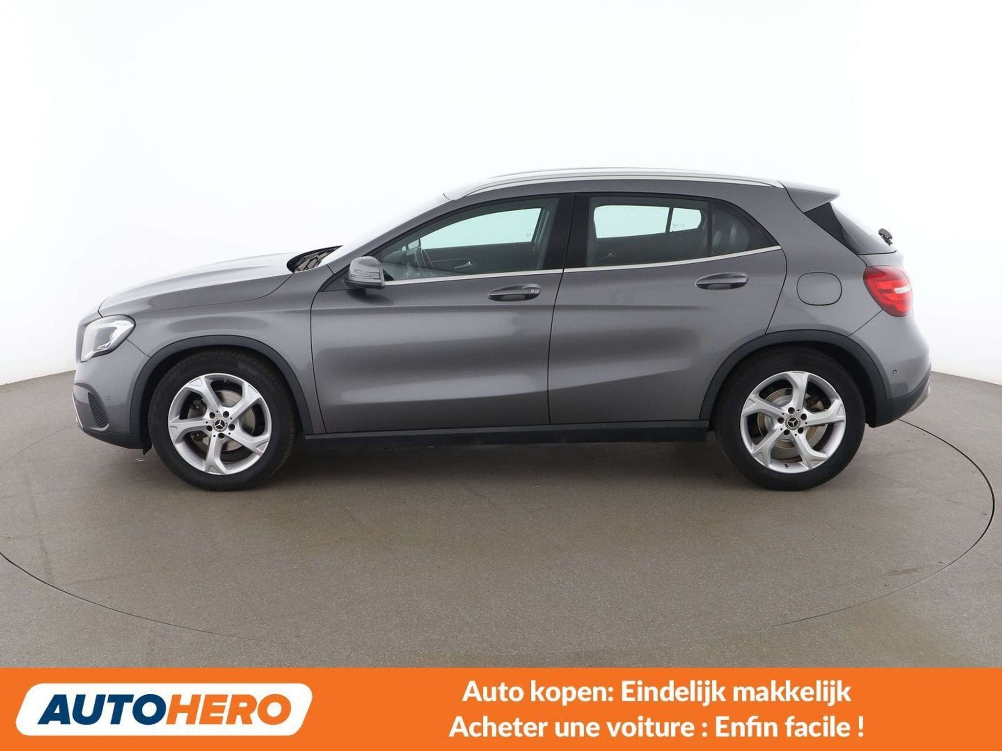 Mercedes-Benz GLA 180 GLA 180 Urban (bj 2019, automaat), Auto's, 122 pk, Gebruikt, Euro 6, LED verlichting