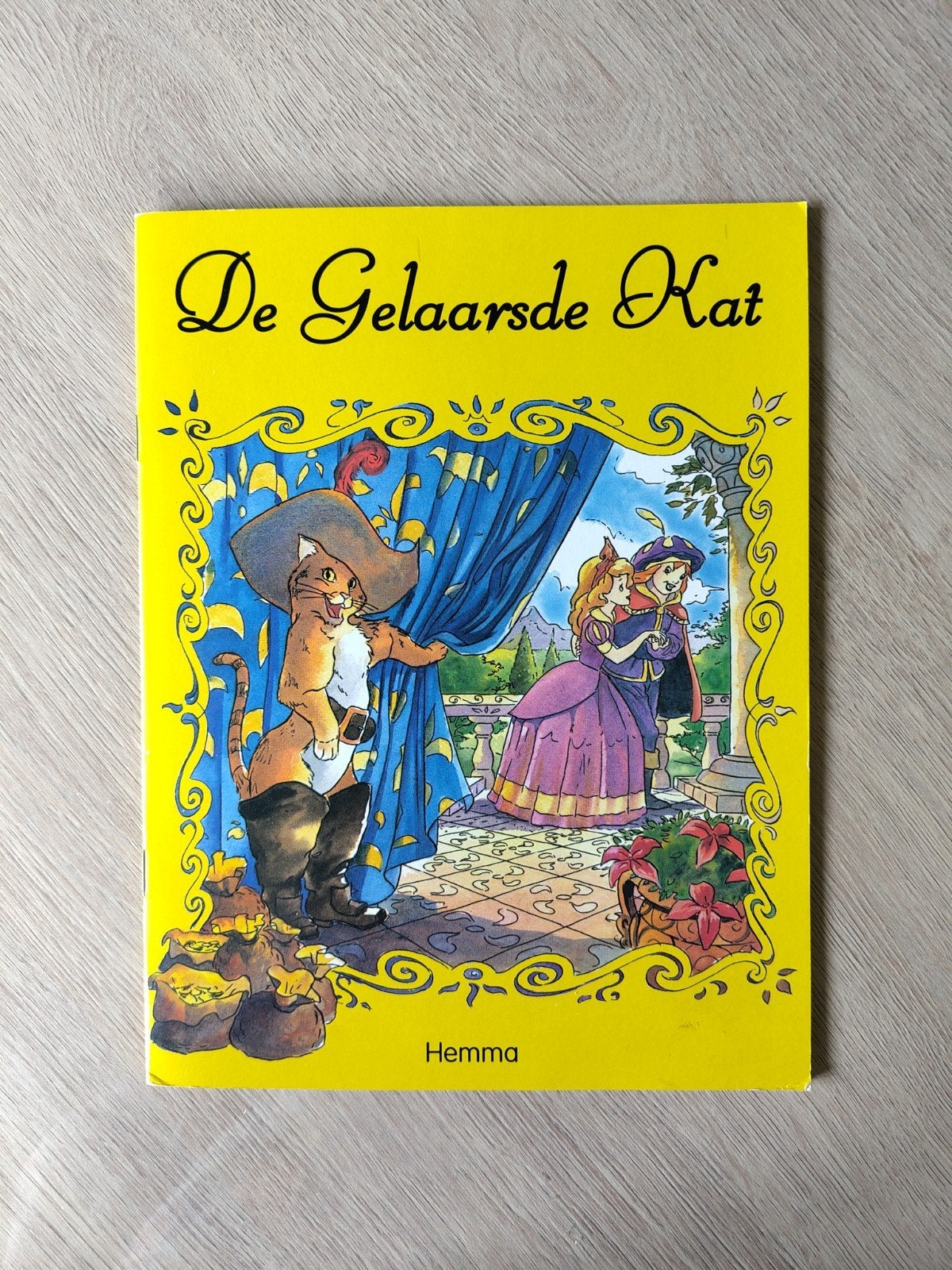 Chatte en bottes, Enlèvement ou Envoi, Utilisé, Livre d'images