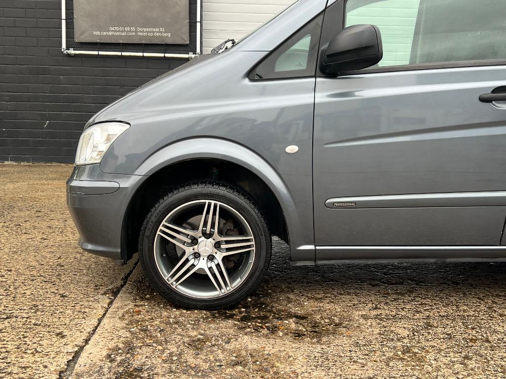 Mercedes vito lang / 105,000km / AUTOMAAT / 3zit / 2013, Auto's, Automaat, Mercedes-Benz, Bedrijf, Diesel