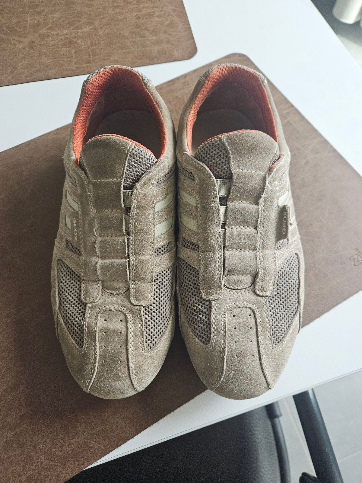 geox schoenen maat 43veterloos in goede staat, Verzenden