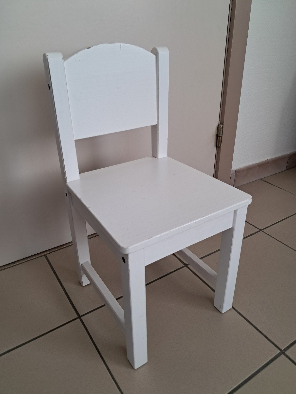 Wit houten kinderstoeltje, Ophalen, Gebruikt, Stoel(en)
