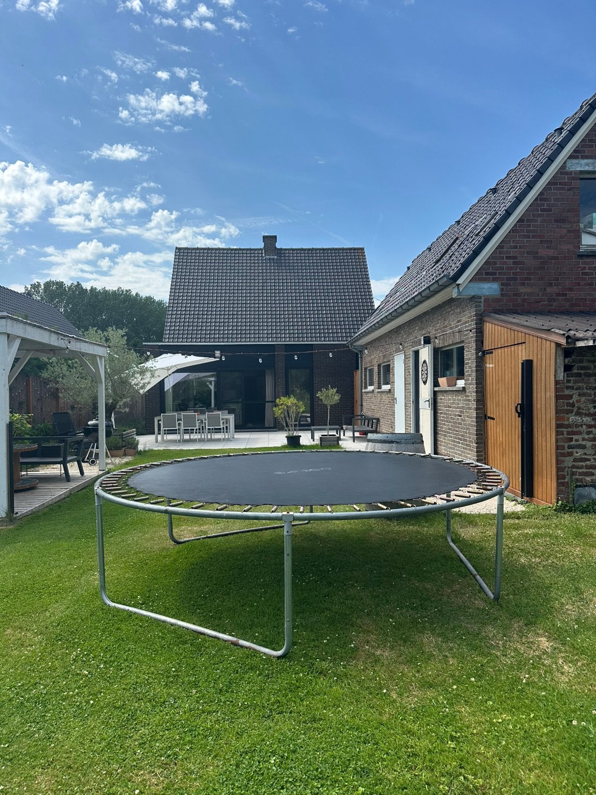 Trampoline in zeer goede staat., Ophalen, Gebruikt