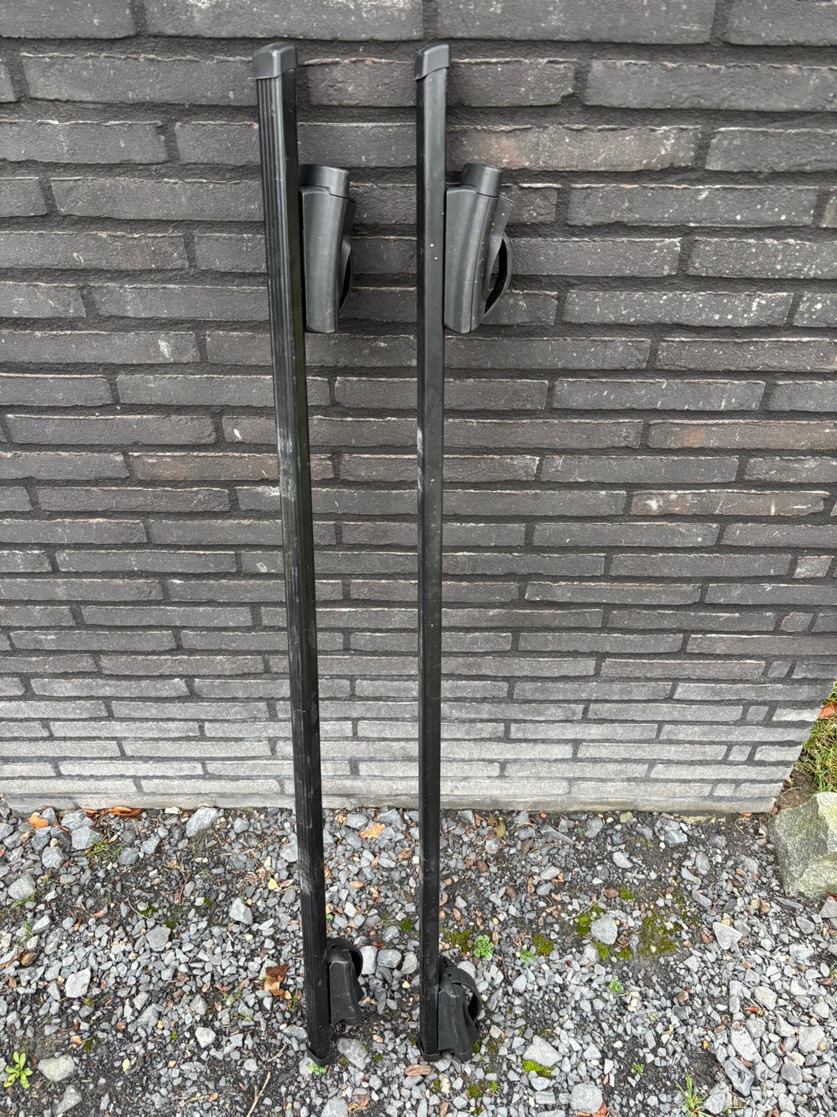 Barre de toit Thule a collier, Enlèvement, Utilisé