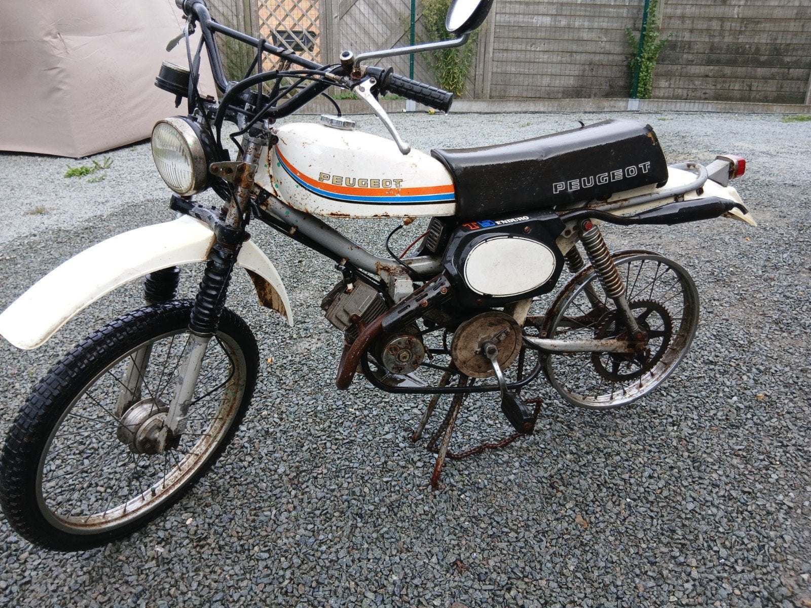 Peugeot TSE (enduro) late jaren 70, Enlèvement