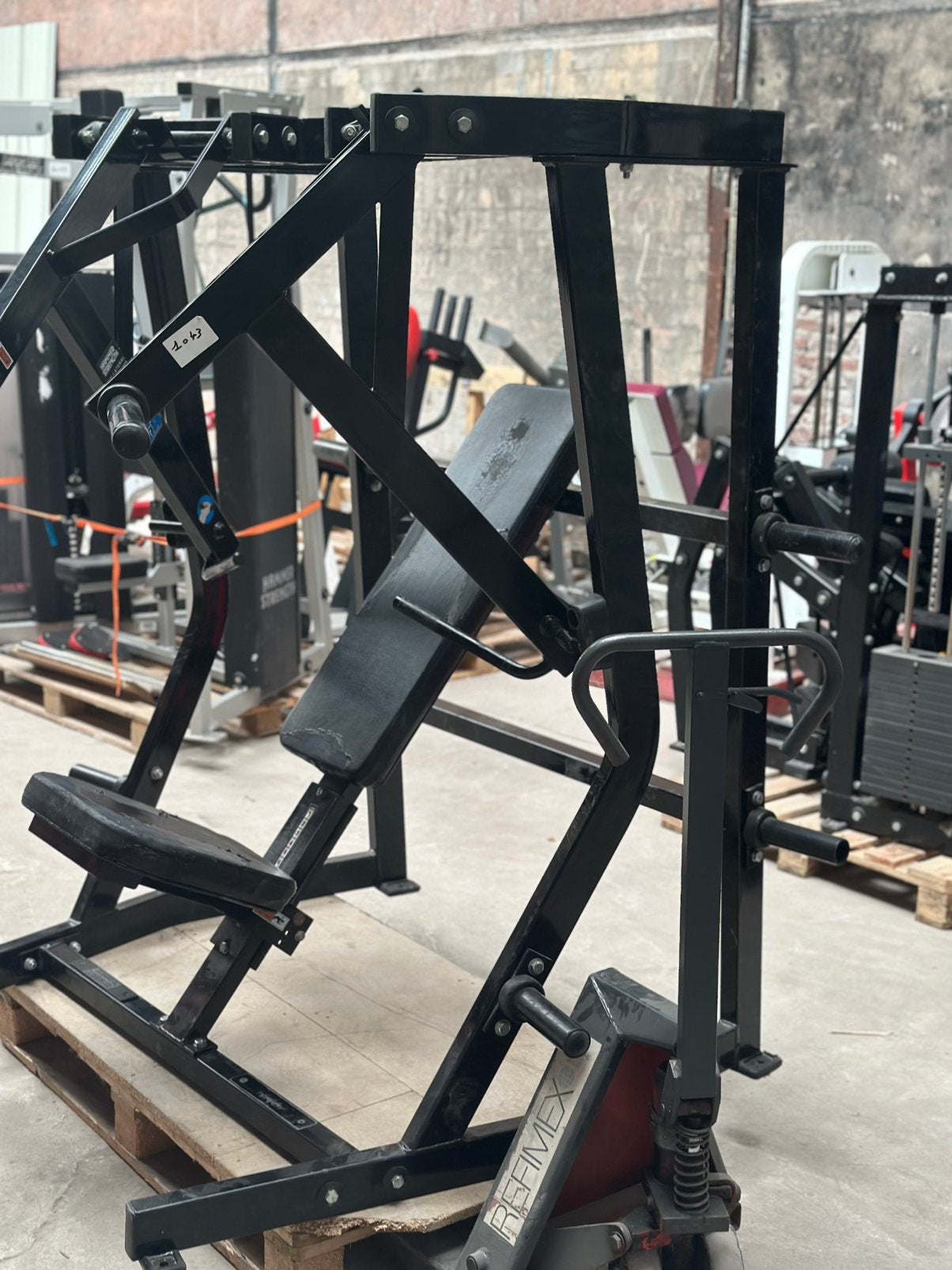 Decline Chest Press Wide Grip, Sport en Fitness, Ophalen of Verzenden