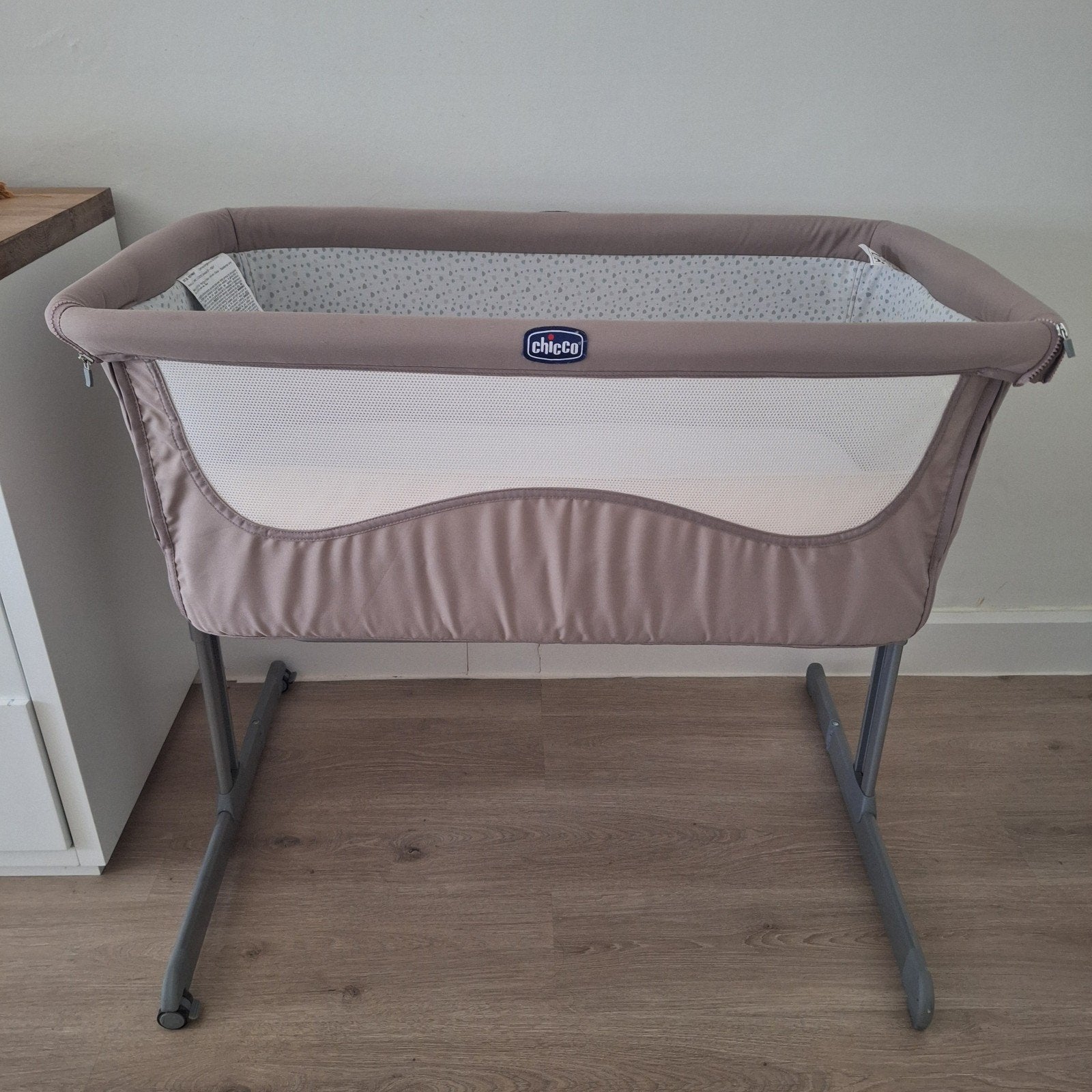 Cosleeper chicco incl. matras/matrasbeschermer/hoeslaken, Ophalen, Zo goed als nieuw