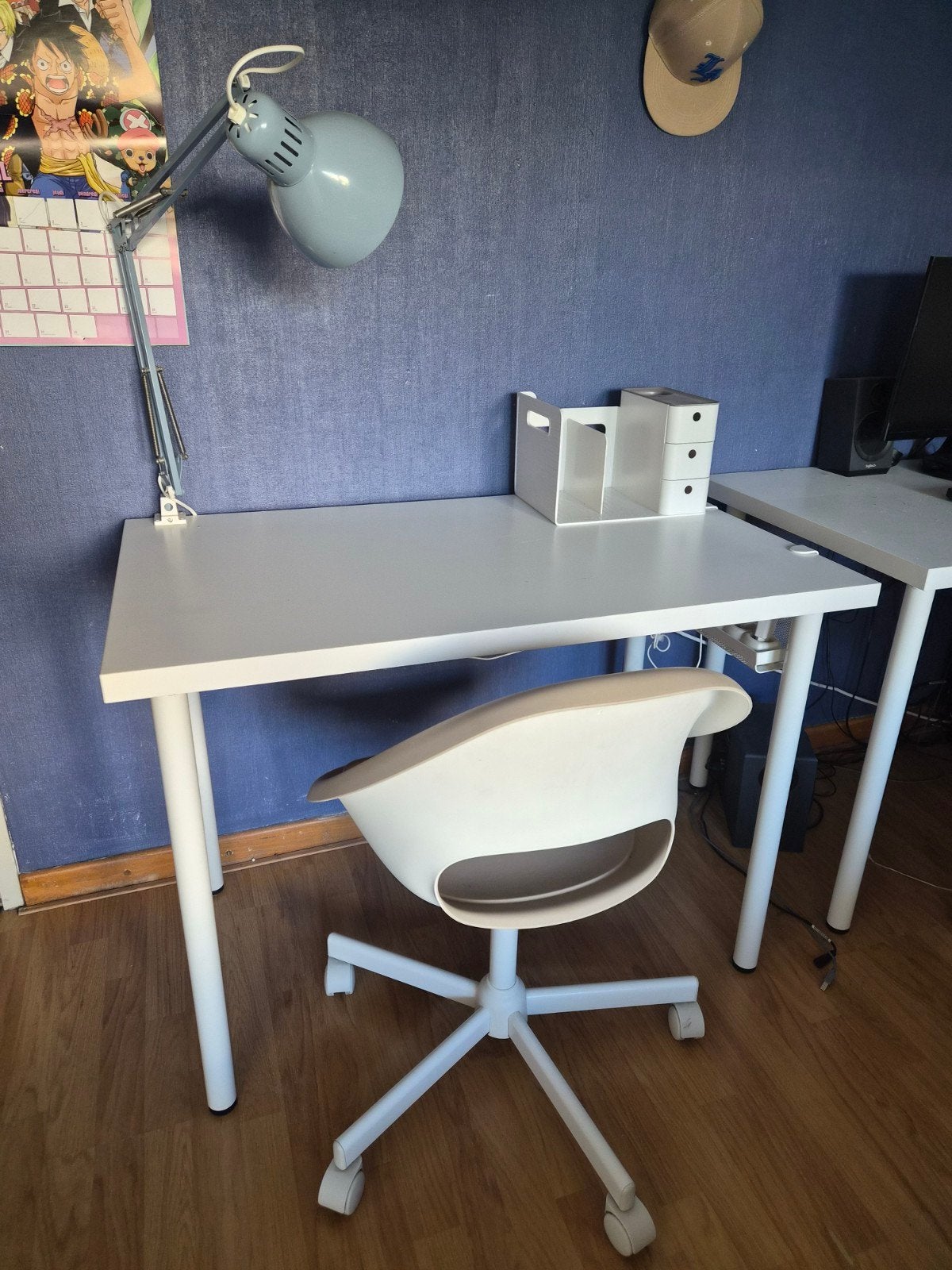 Bureau avec chaise, lampe, rangement et cache prise, Maison & Meubles, Enlèvement