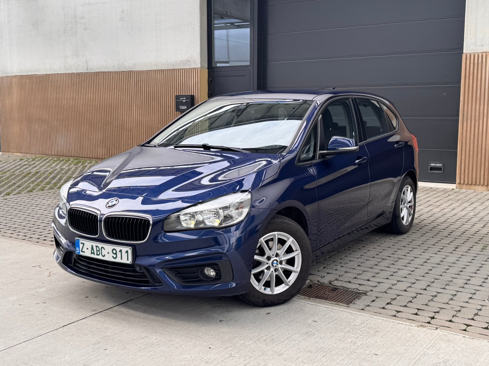 BMW 216i Active Tourer benzine, Auto's, BMW, Dealer onderhouden, Euro 6, 2 Reeks Active Tourer, Bedrijf