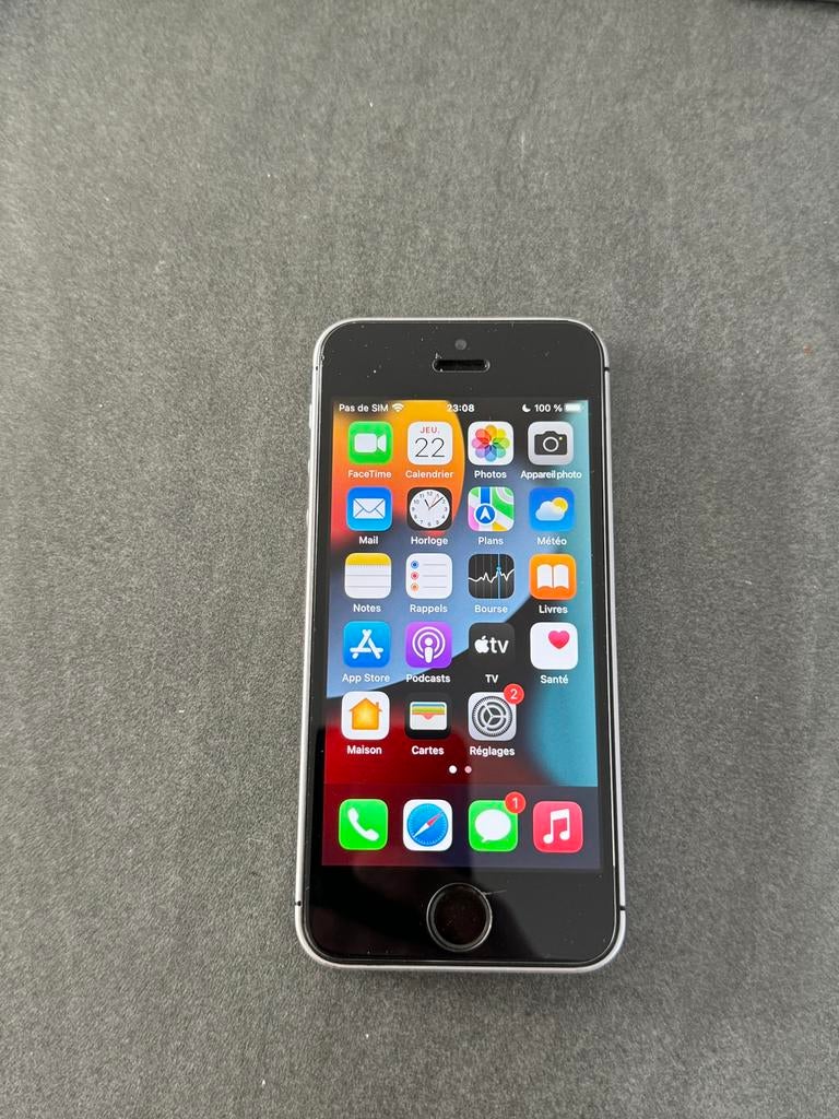 Iphone SE 2016, 64GB, Télécoms, Téléphonie mobile | Apple iPhone, Gris, Enlèvement ou Envoi, IPhone SE (2016), 88 %