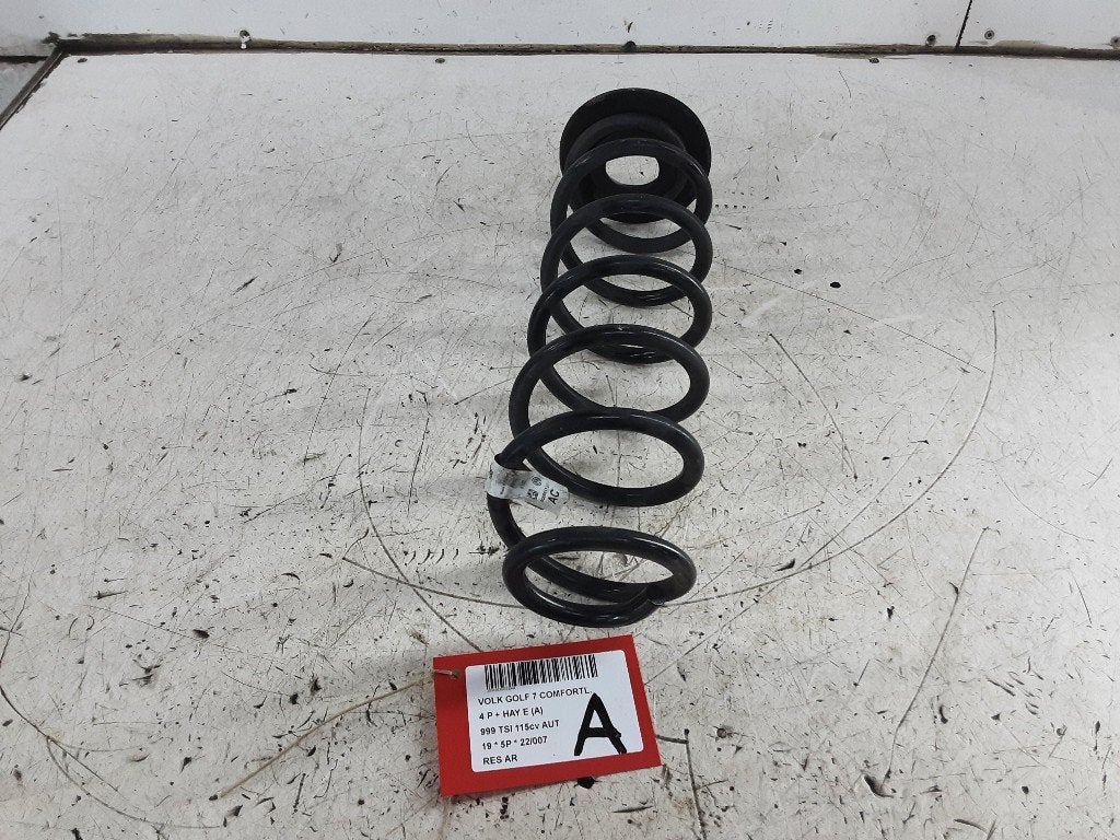 RESSORT DE SUSPENSION ARRIERE Golf VII (AUA) (5Q0511121), Volkswagen, Mevr. I. Hauben, Utilisé, Rue de l'Espoir 34 34
4030  GRIVEGNÉE, BE