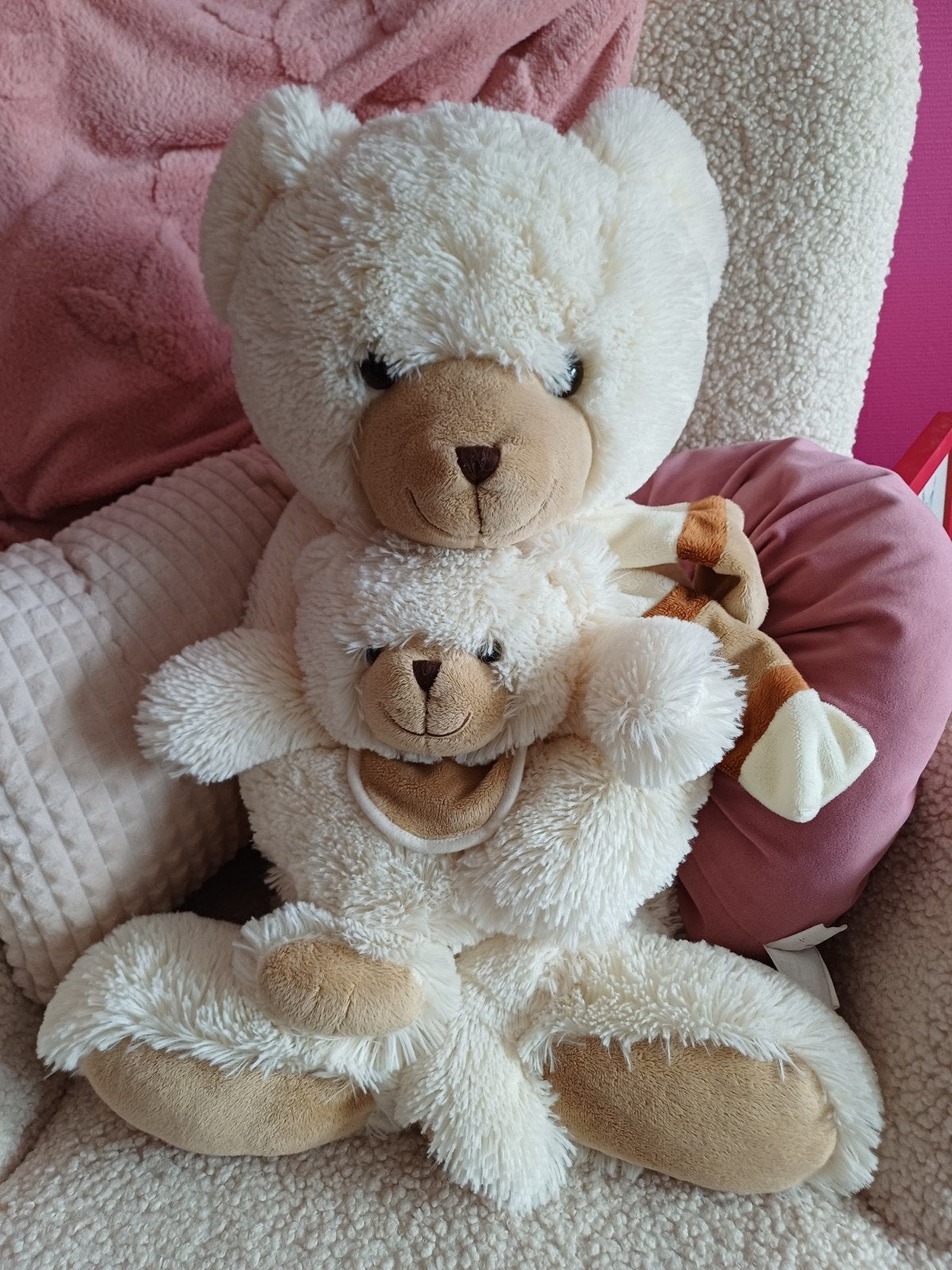 Grote knuffelbeer met babyknuffel 70 cm, Enlèvement ou Envoi, Comme neuf, Moyen (20 à 80 cm), Ours
