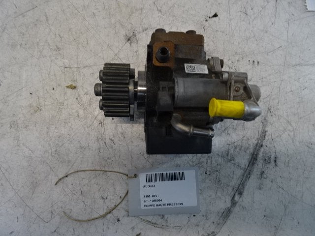 HOGEDRUKPOMP Audi A3 Sportback (8PA) (03L130755A), Auto-onderdelen, Gebruikt, Audi